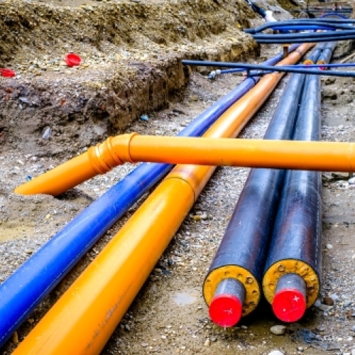 Etablering af fjernvarmeledninger udført som professionelt entreprenørarbejde