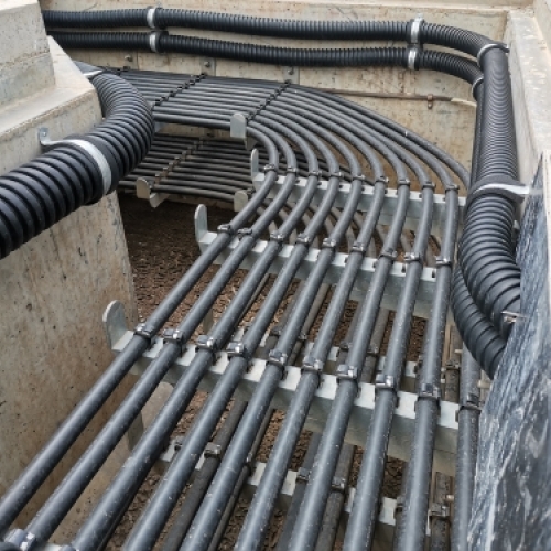 Elforsyning med struktureret kabelinstallation i teknisk anlæg